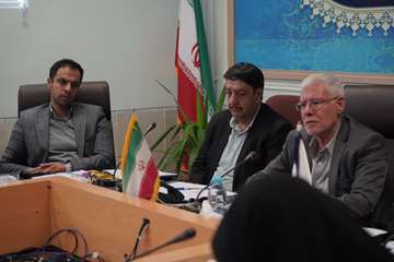 برگزاری نشست امور بانوان و خانواده استانداری اصفهان به میزبانی شهرداری خمینی شهر 