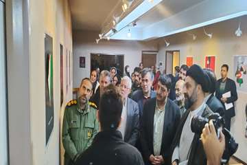 نمایشگاه غزه خونین نگارخانه خمینی شهر