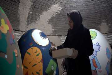 تخم مرغ های نوروزی امسال خمینی شهر چه شکلی رنگ شدند؟! 