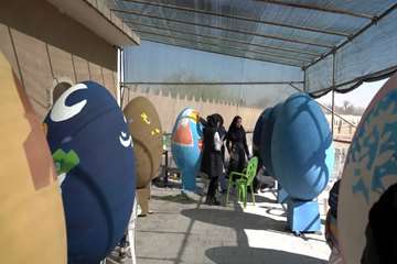 تخم مرغ های نوروزی امسال خمینی شهر چه شکلی رنگ شدند؟! 