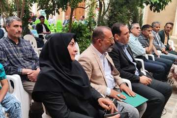 همایش بزرگداشت حکیم ابوالقاسم فردوسی عمارت ایوان خمینی شهر